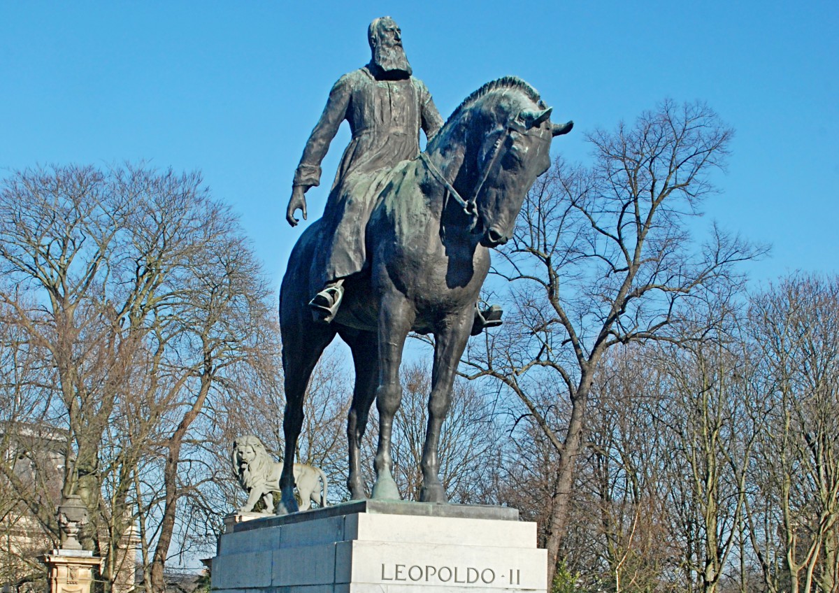standbeeld van Leopold 2